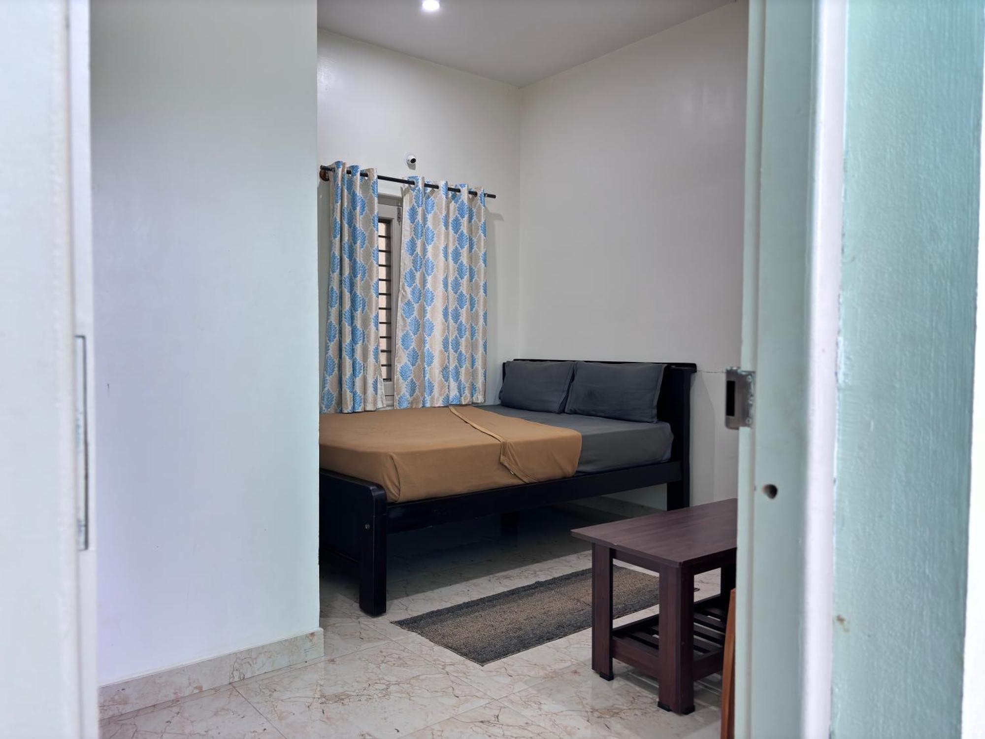 Sri Siri Lodge And Hotel Chikmagalūr Esterno foto
